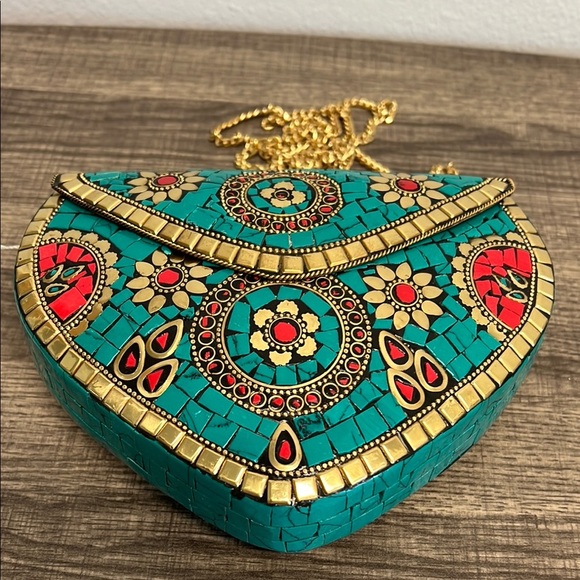 Antik Kraft | Metal Mosaic Purse with Crossbody Strap ✨ - Picture 6 of 11